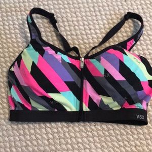 VSX knockout front close sports bra
